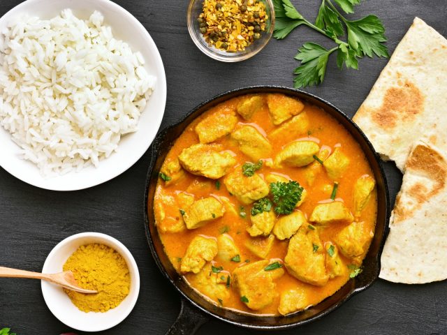 Pollo al curry Pollo al curry